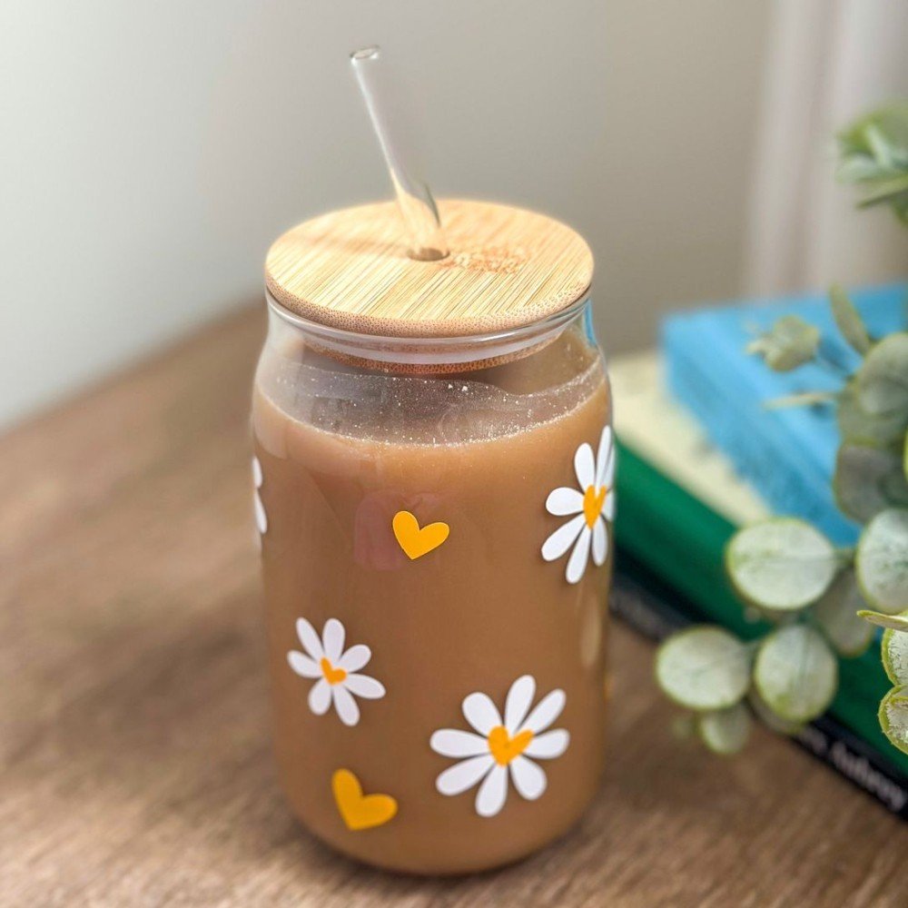 Daisies Glass Cup 
With Wood Lid & Straw