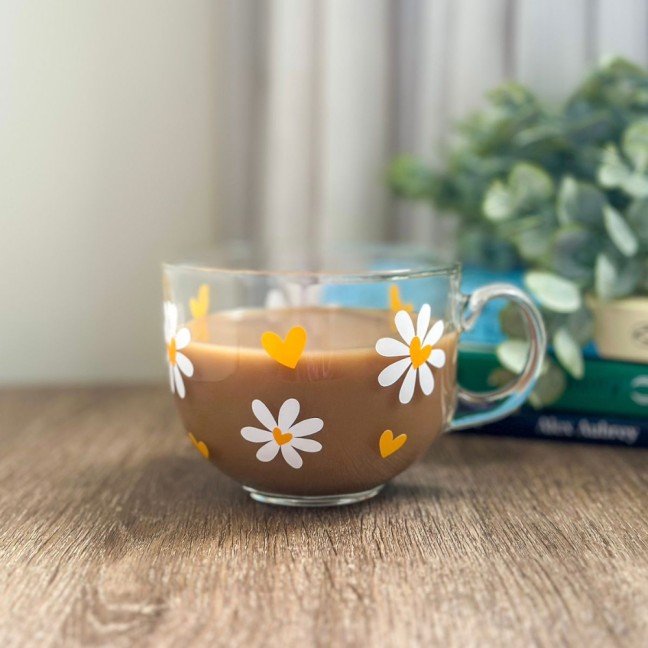 Yellow Daisies 
Glass Cup