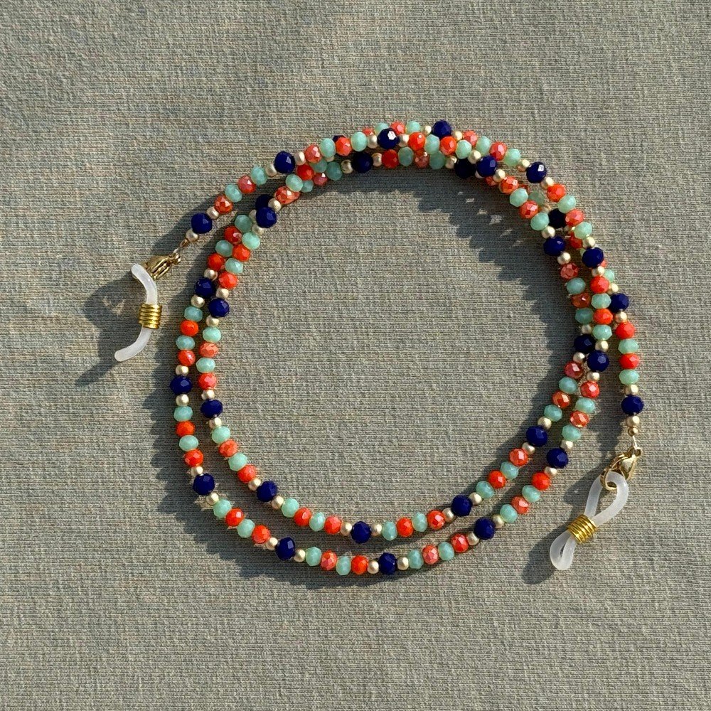 Tropical Vibes 
Sunglasses Chain