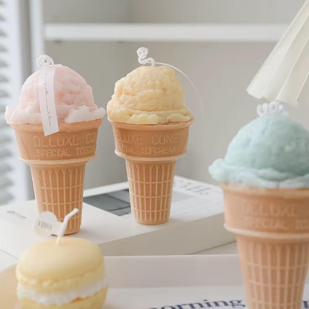 Ice Cream 
Cone Candle