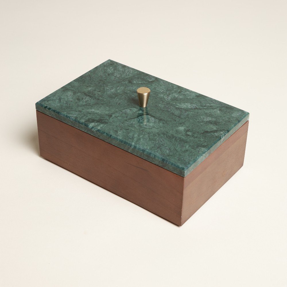 Secrets 
Jewelry Box