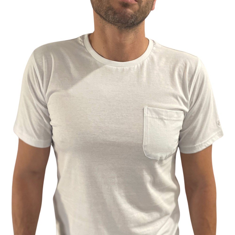 Men's 
Pocket T-Shirt