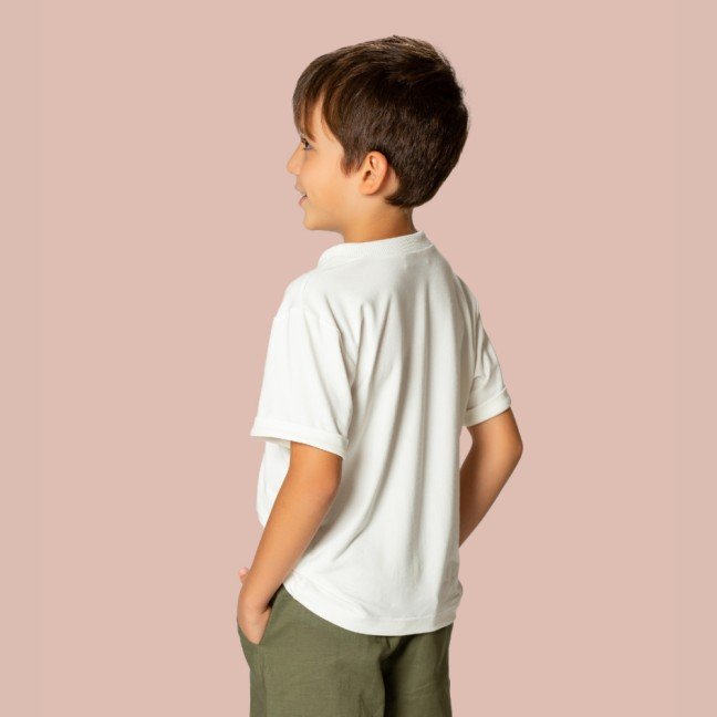 Oversized Off-White 
Unisex Kids T-Shirt