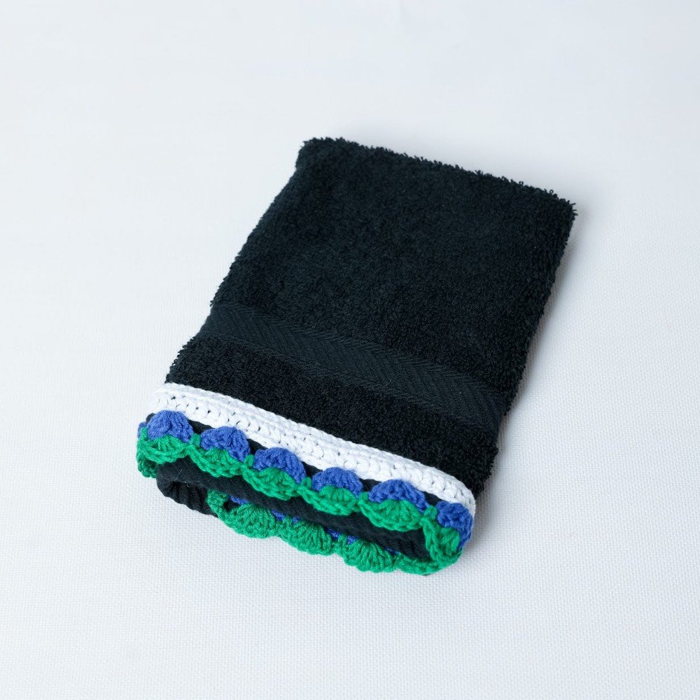 Set of 3 Green 
Crochet Towels