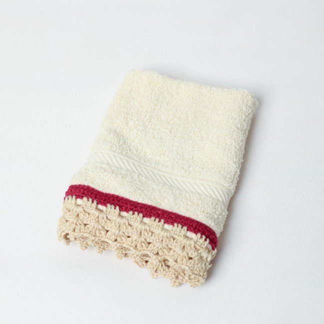 Set of 3 Beige 
Crochet Towels