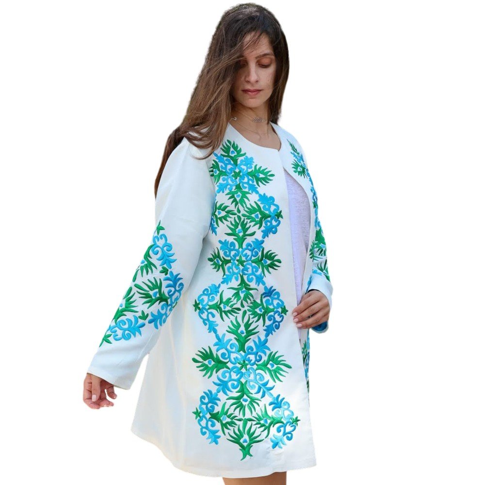 Anfeh: White 
Short Silk Abaya